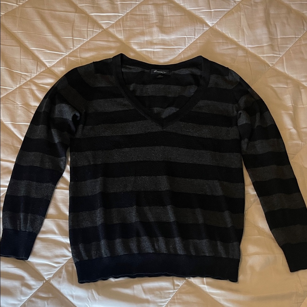 Forever 21 Black and Gray Striped V-Neck Sweater